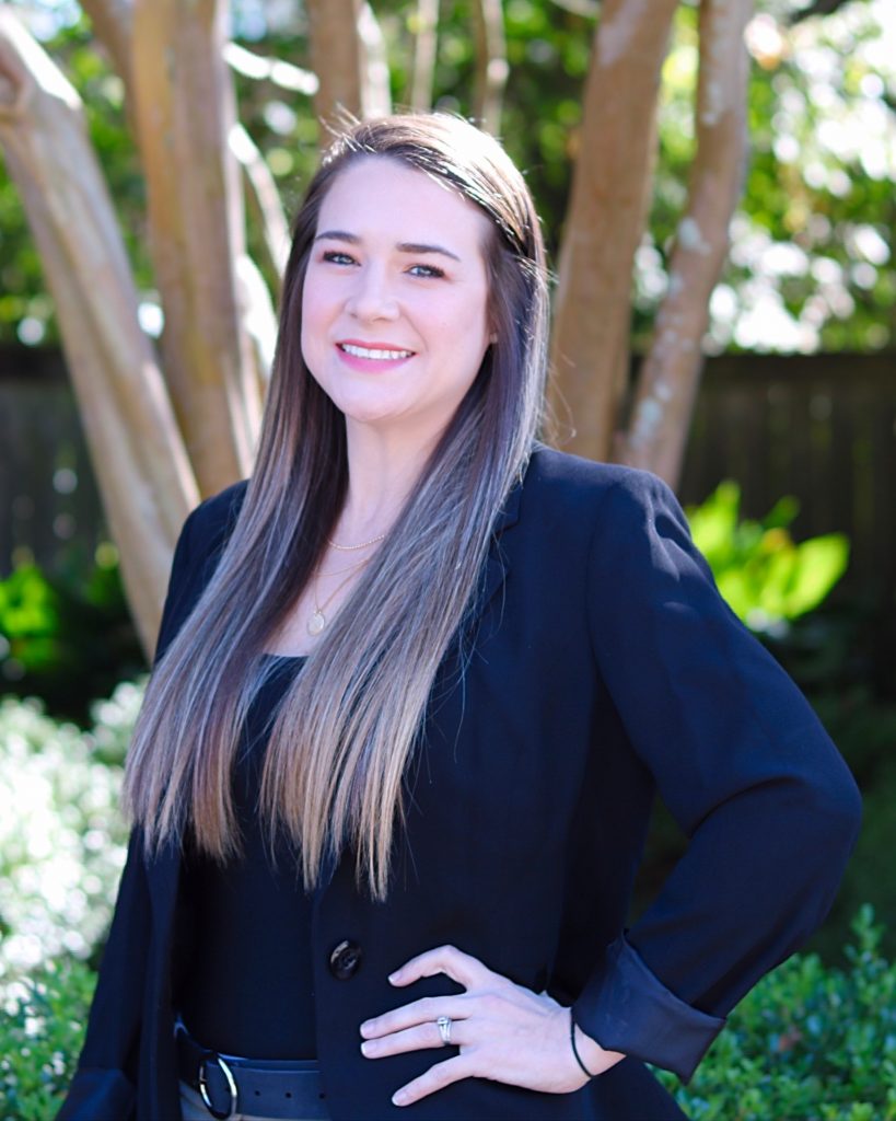 headshot of Heather Stockinger